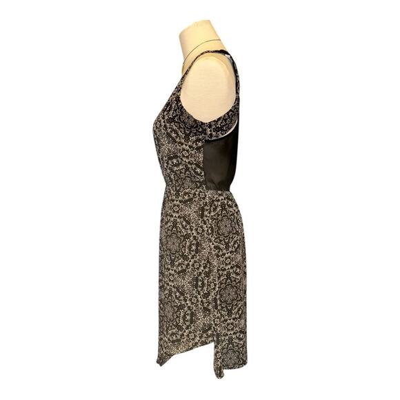 BCBGeneration Elegant Black and White Patterned Dress, Size SM, Dinner Cocktail - Picture 3 of 13